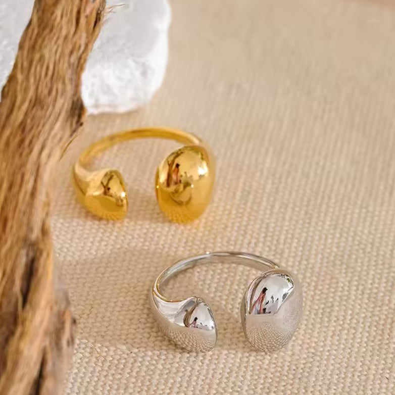 Live in a Bubble Ring