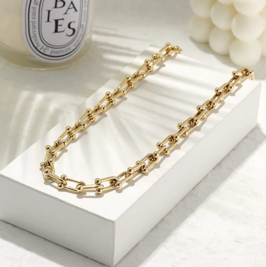 U Link Necklace