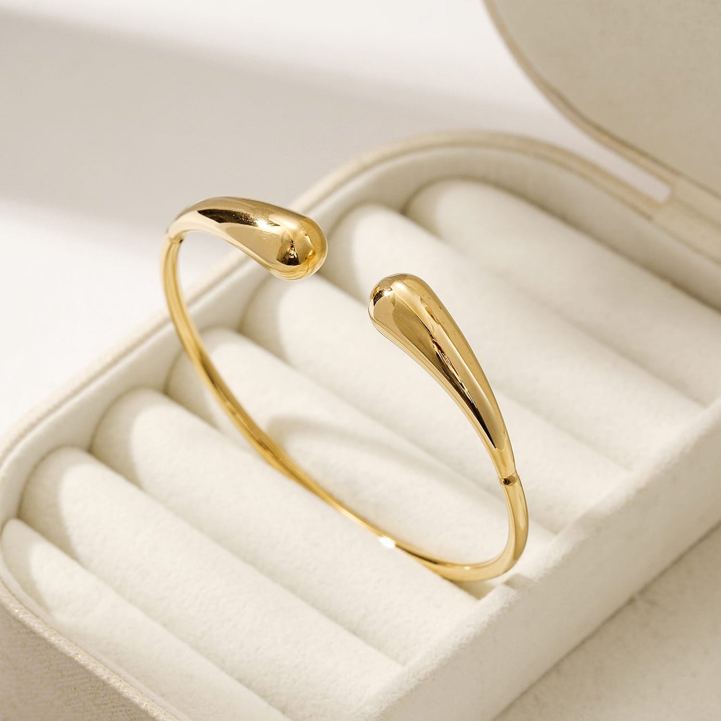 Aurora Drop Bangle