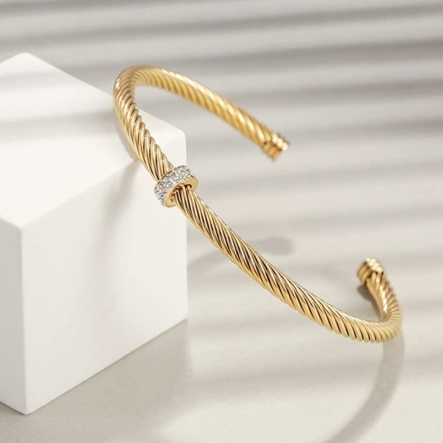 Twisted Cable Bracelet with Stone